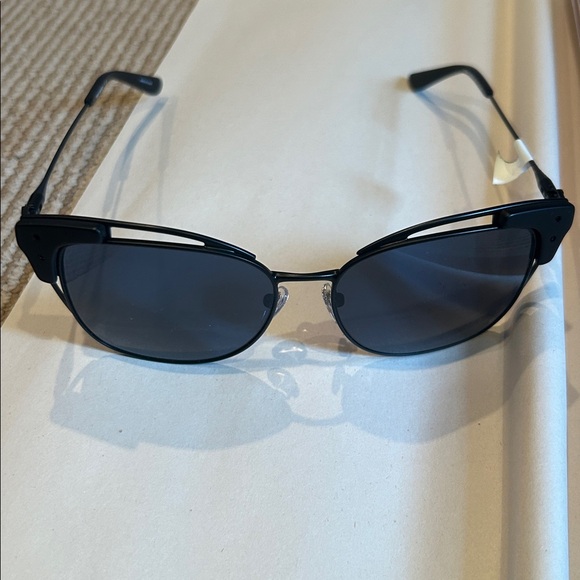 NEW Tory Burch TY 6049 cat eye matte black sunglasses main image 5